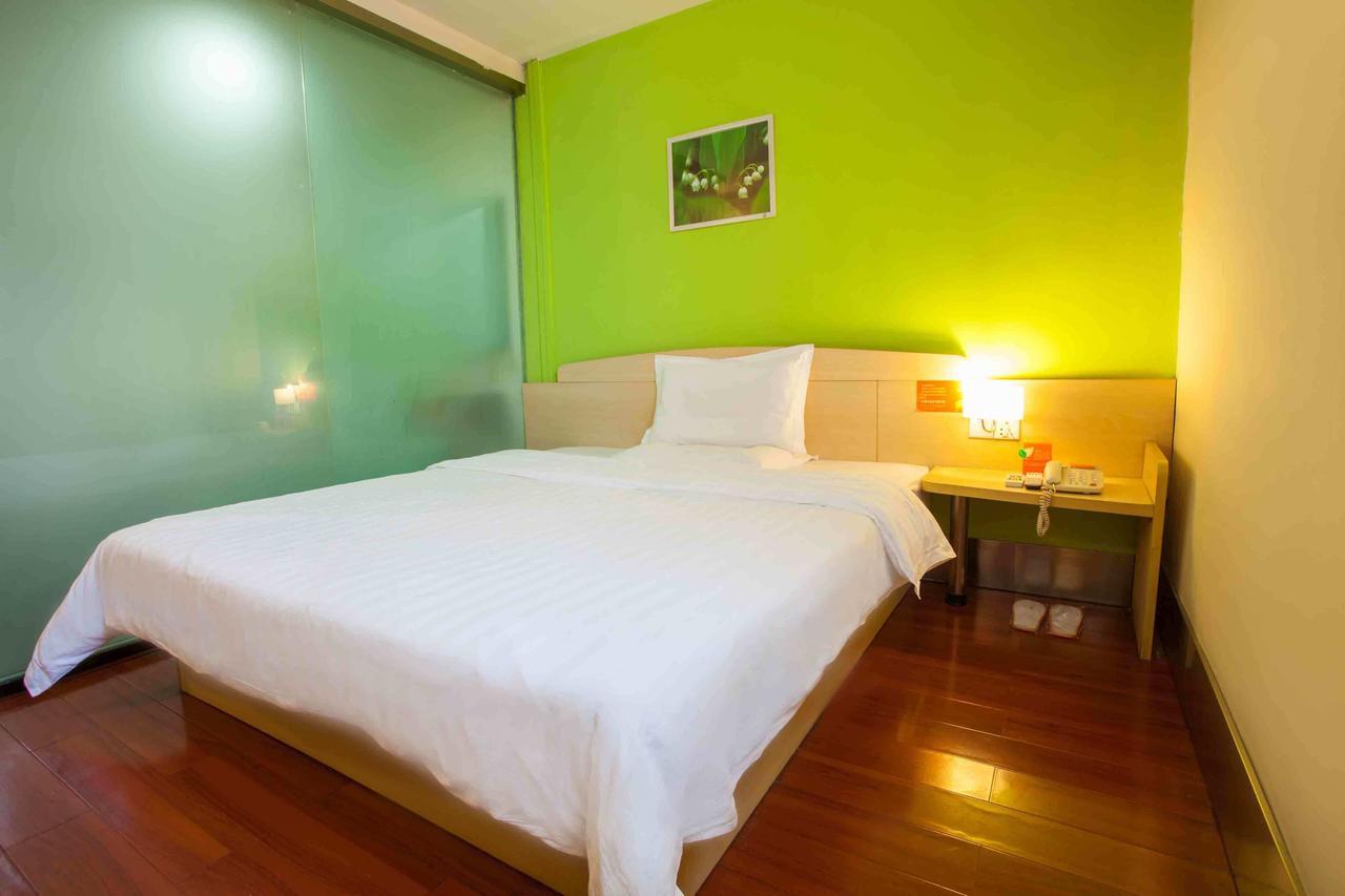 7Days Inn Wuhan Airport Panlong City ภายนอก รูปภาพ