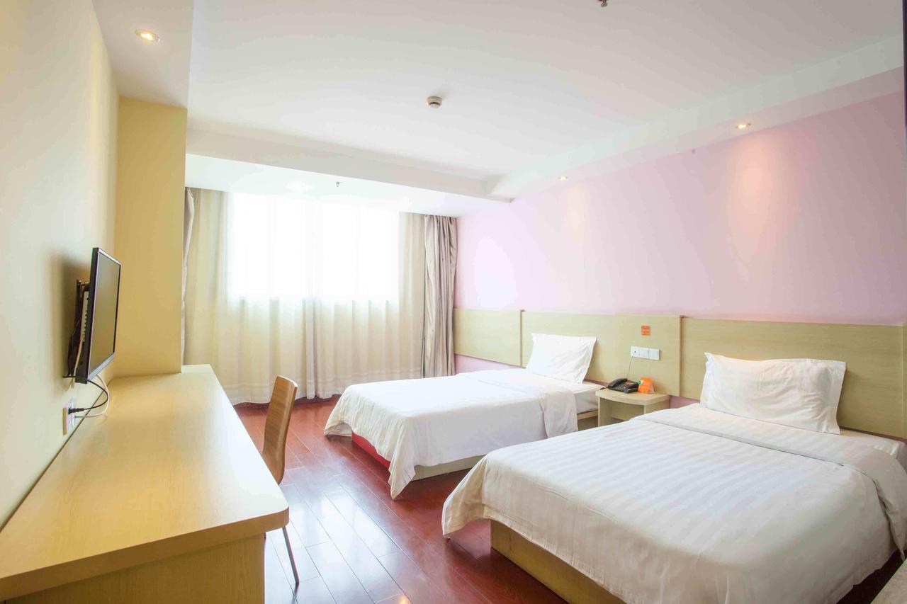 7Days Inn Wuhan Airport Panlong City ภายนอก รูปภาพ
